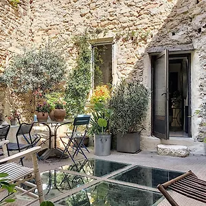 La Vie De Chateau Guest house