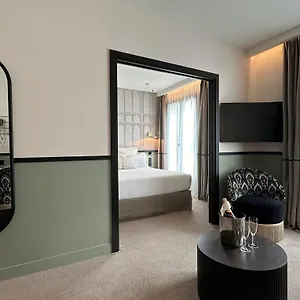 Grand Coeur Latin 4*, Paris France